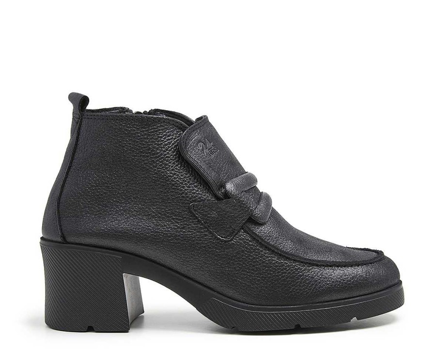 Woman 24hrs | Leather Ankle Boot Zipper Closure.