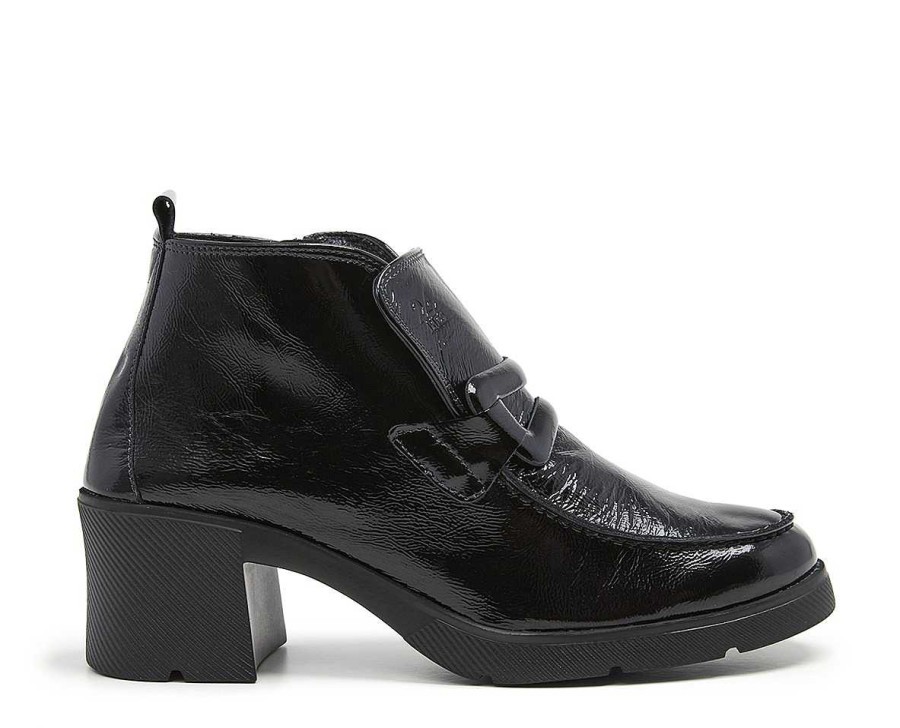 Woman 24hrs | Patent Leather Ankle Boot Instet Ornament.